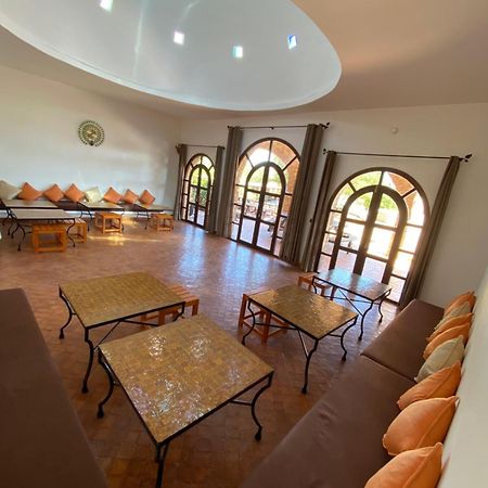 אסאוירה Riad Les Trois Merveilles מראה חיצוני תמונה